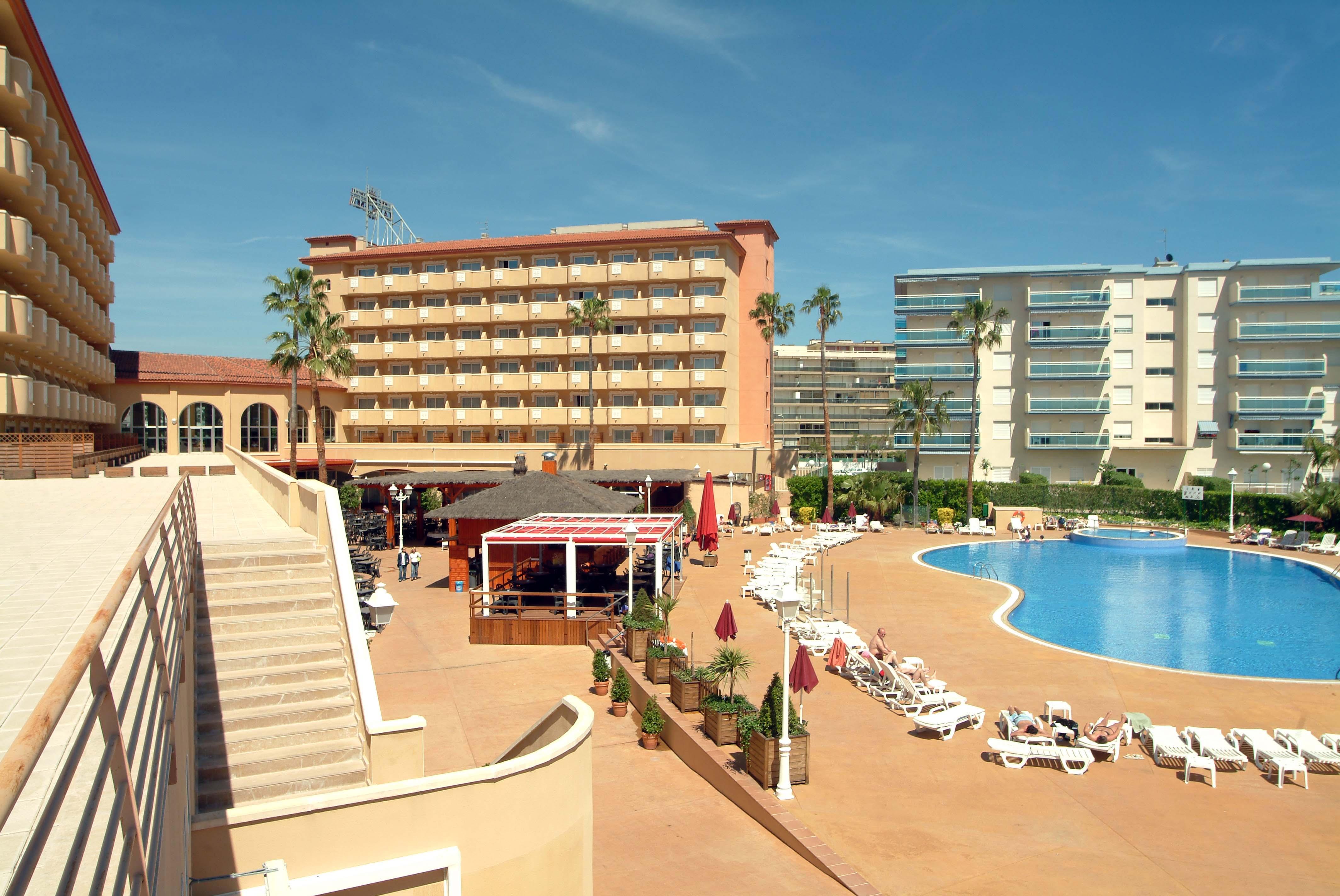 Отель Ohtels La Hacienda Ла-Пинеда Экстерьер фото