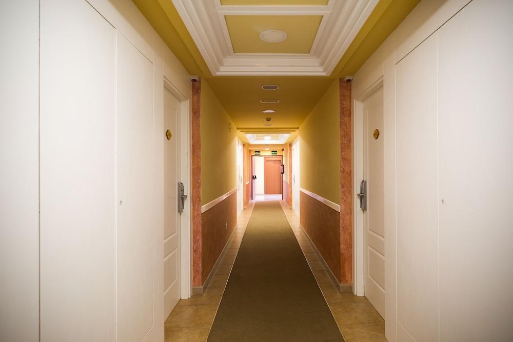 Отель Ohtels La Hacienda Ла-Пинеда Экстерьер фото